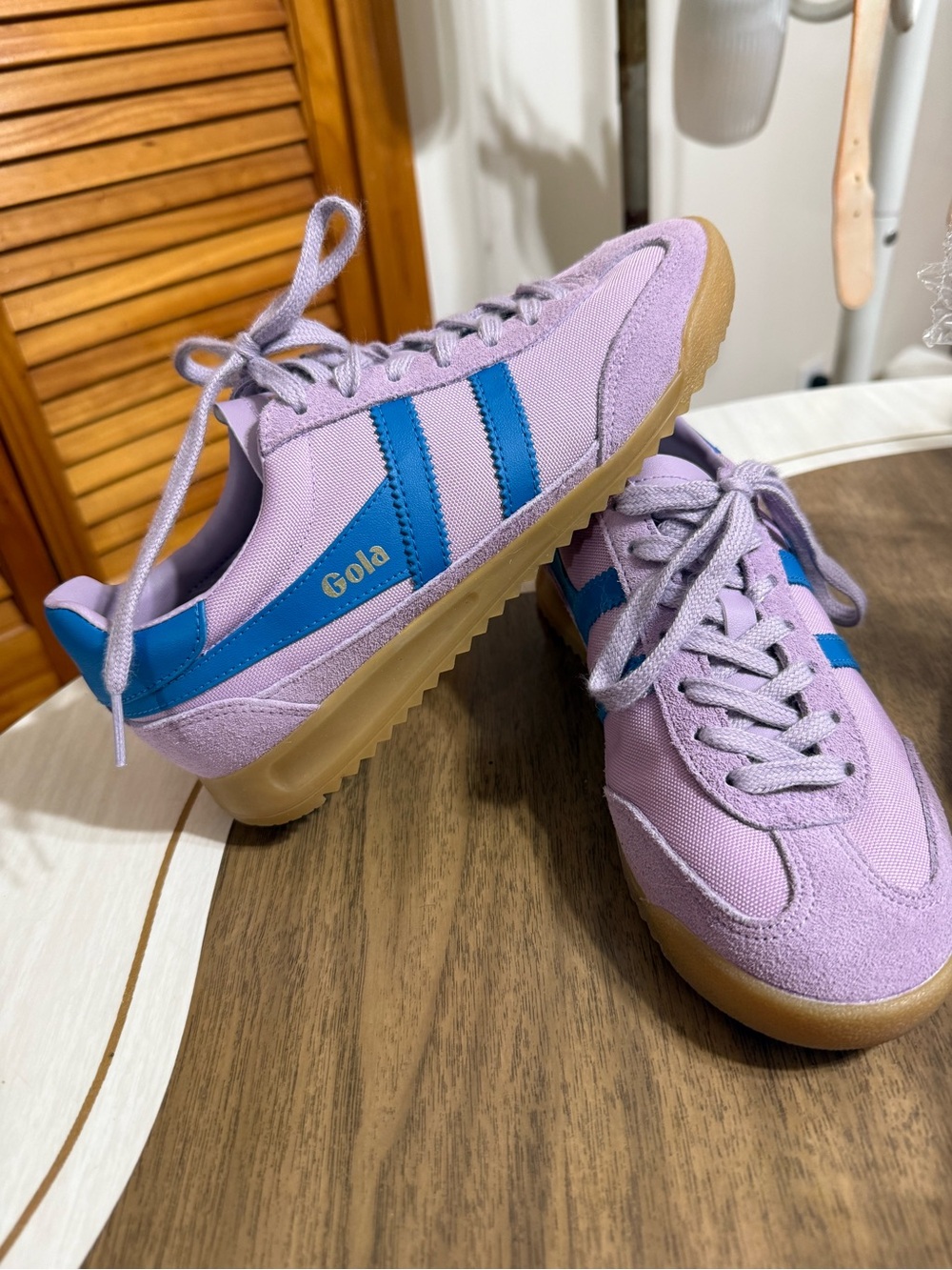 Gola sneakers